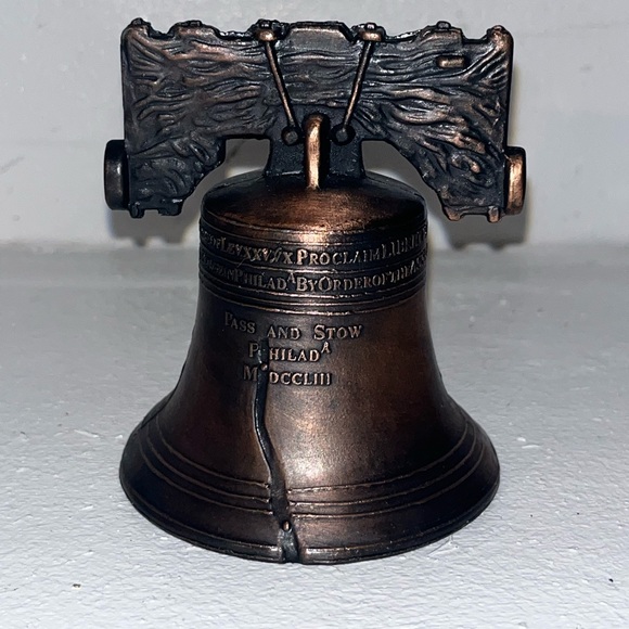 Vintage Liberty Bell - Picture 1 of 11